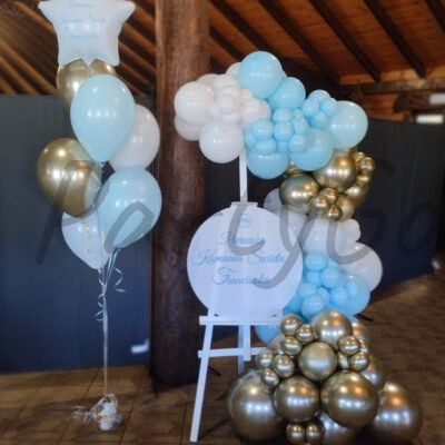 Dekoracja i bukiet balonowy z helem z okazji Pierwszej Komunii Świętej