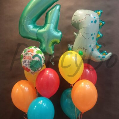 Kompozycja balonowa z helem na 4. urodziny