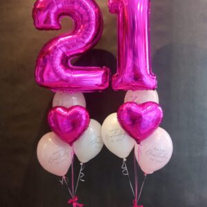 Kompozycja balonowa na 21 urodziny z helem
