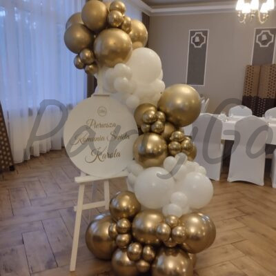 Dekoracja z okazji Pierwszej Komunii Świętej