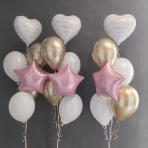 Kompozycja balonowa z okazji Komunii Świętej z helem